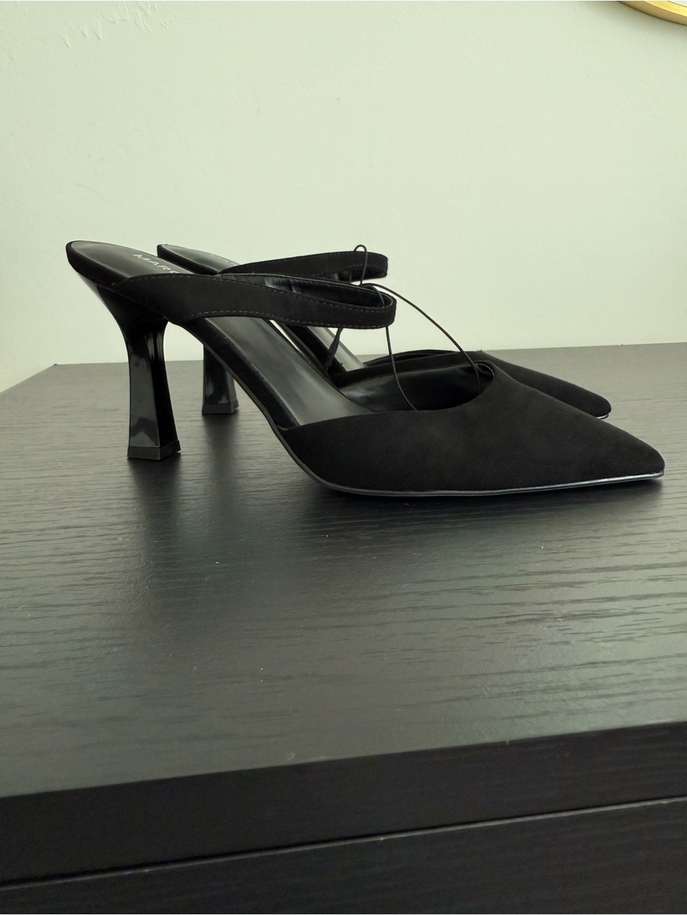 Marc Fisher Black Pointed Slingback Heels